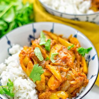 Vegan Chicken Madras - Contentedness Cooking