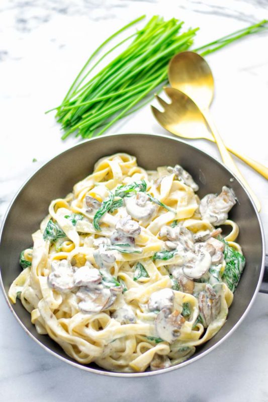 Spinach Mushroom Fettuccine Alfredo - Contentedness Cooking