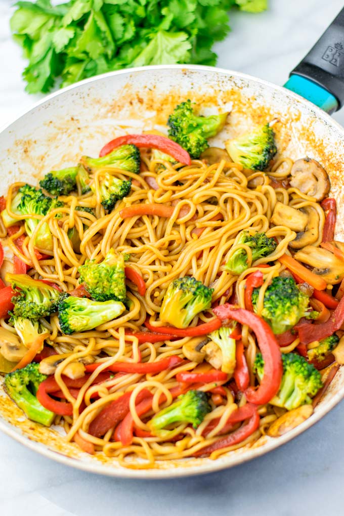 Stir Fry Noodles vegan One Pot Contentedness Cooking