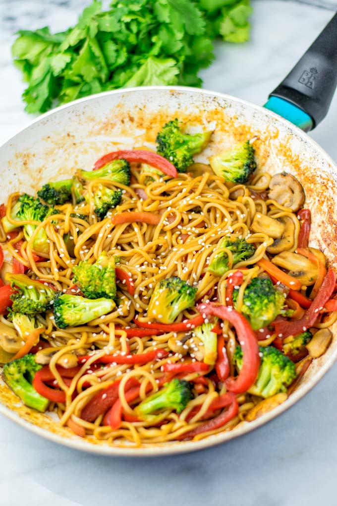 Stir Fry Noodles vegan One Pot Contentedness Cooking