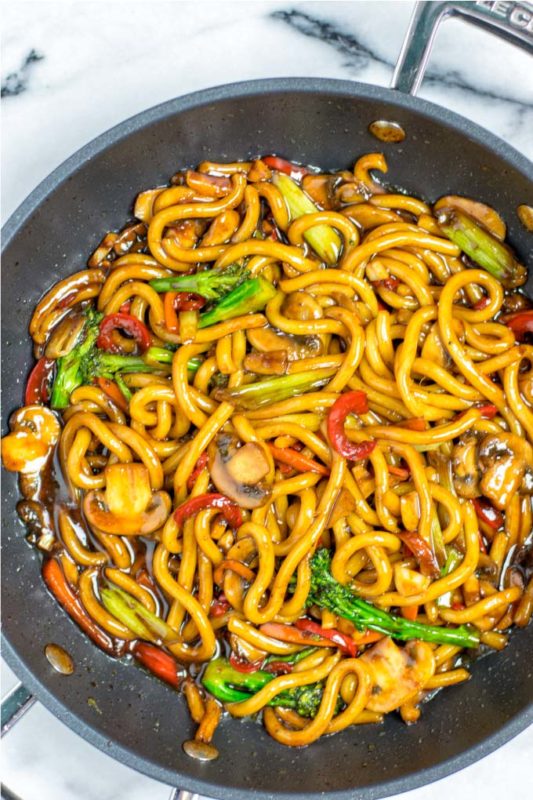 Drunken Noodles [vegan] - Contentedness Cooking