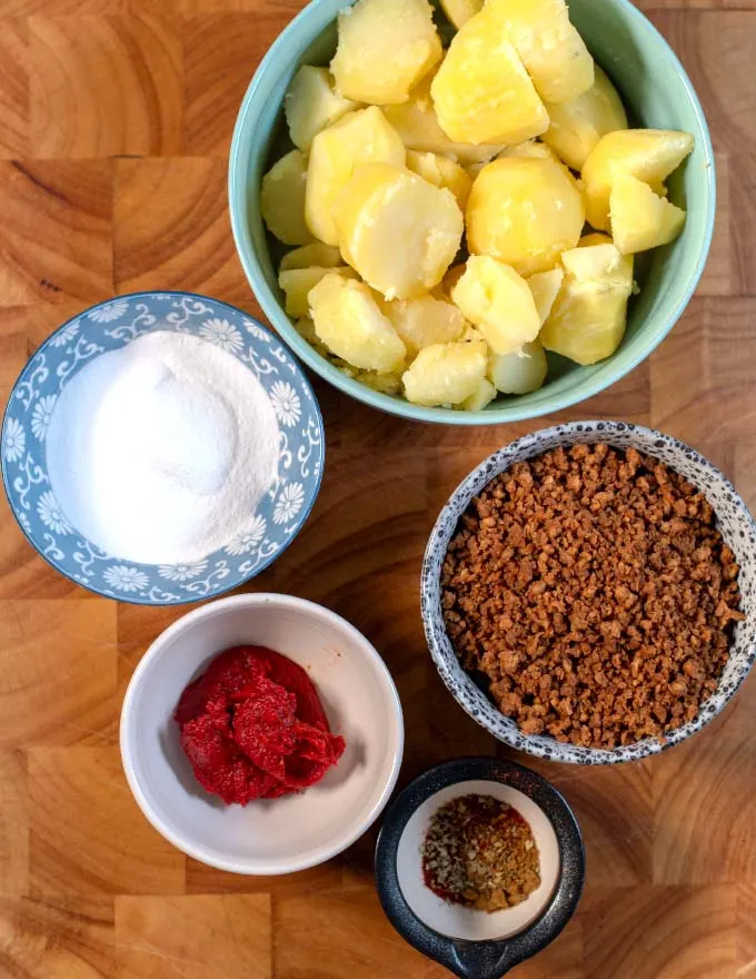 Ingredients needed to make Puerto Rican Stuffed Potato Balls.