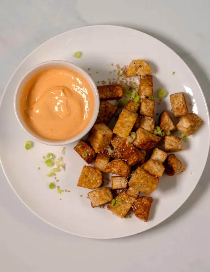 Serving of Japanese White Sauce with tempeh.