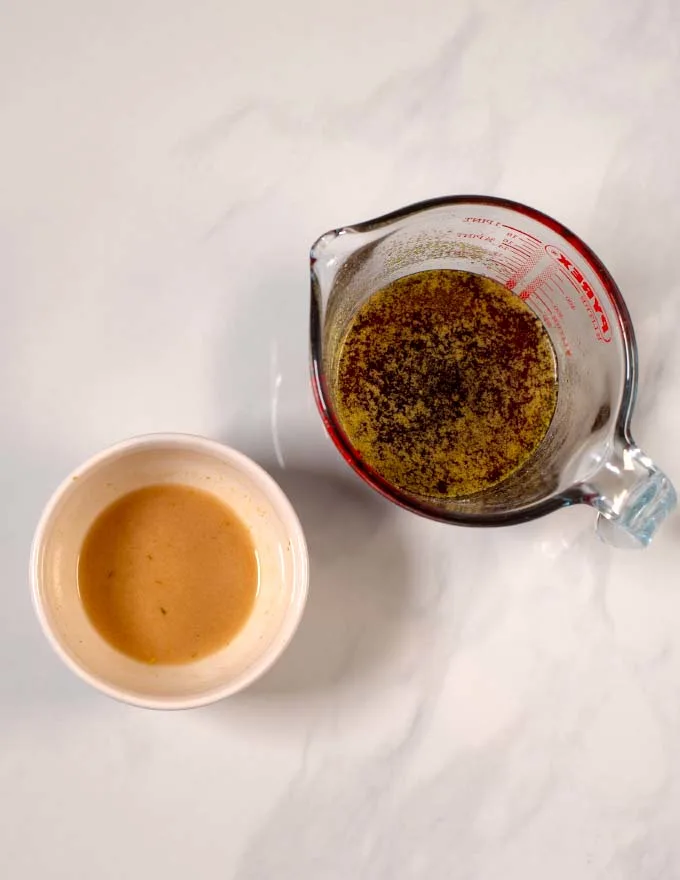 Side-by-side view of cornstarch slurry and rest of sauce base.