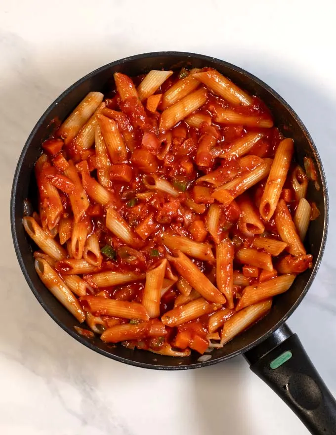 Top view of a pan with a pasta dish made with Italian Sofrito.