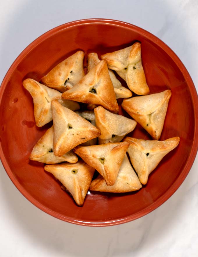 View of Spinach Fatayer in a bowl.